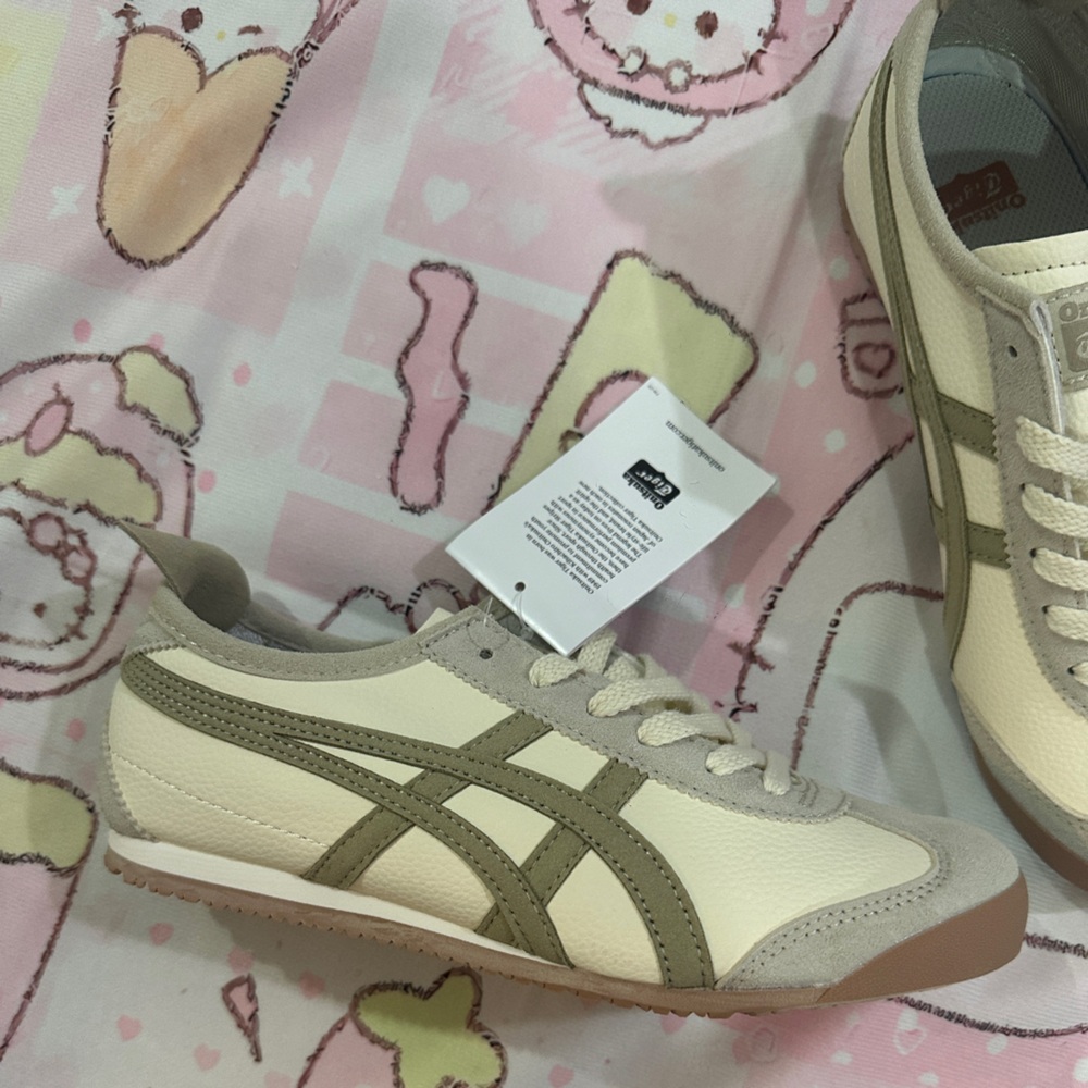 Onitsuka Tiger Beige and Cream Mexico 66 Sneakers - Picture 5 of 8